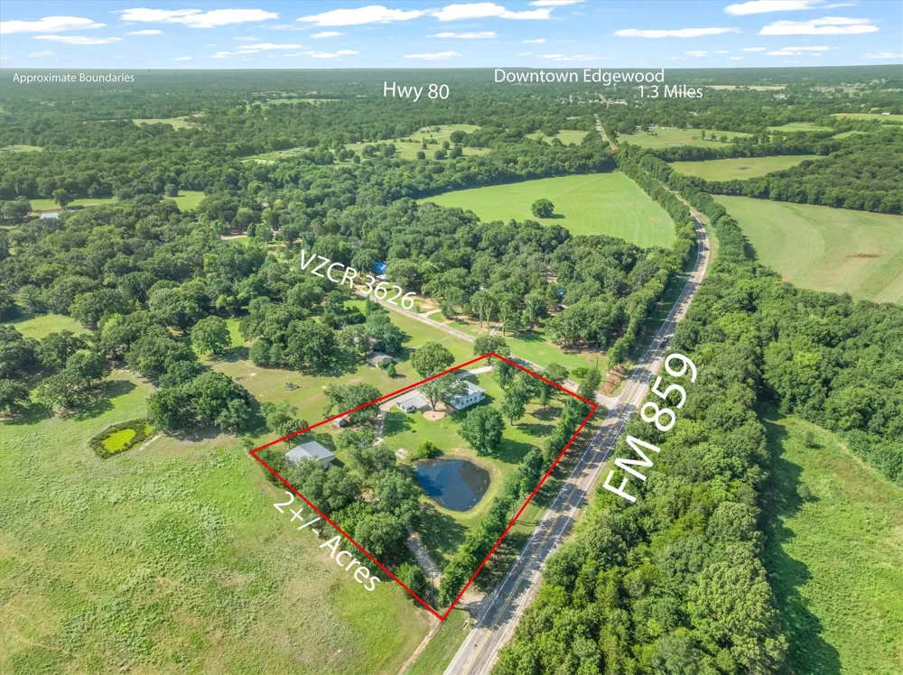 111 VZ County Road 3626 Edgewood, TX 75117