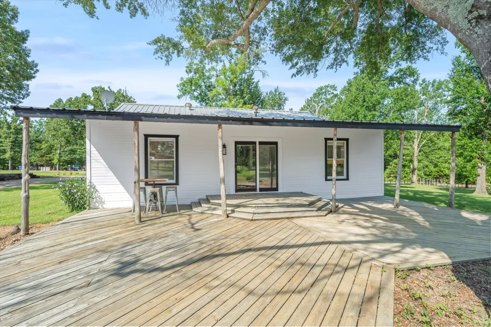 111 VZ County Road 3626 Edgewood, TX 75117