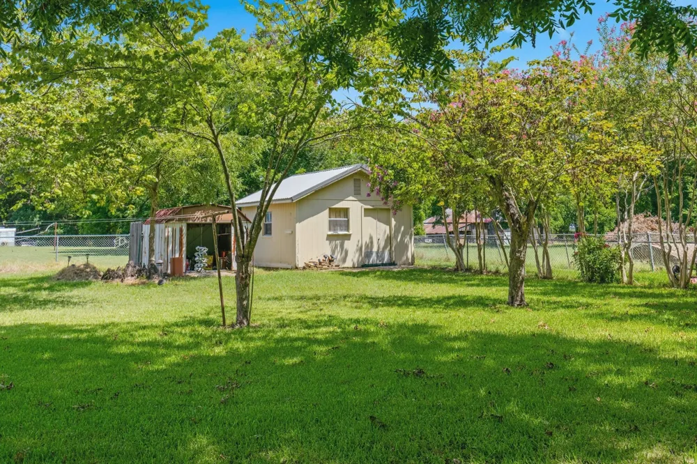 301 Paris Street Pecan Gap, TX 75469