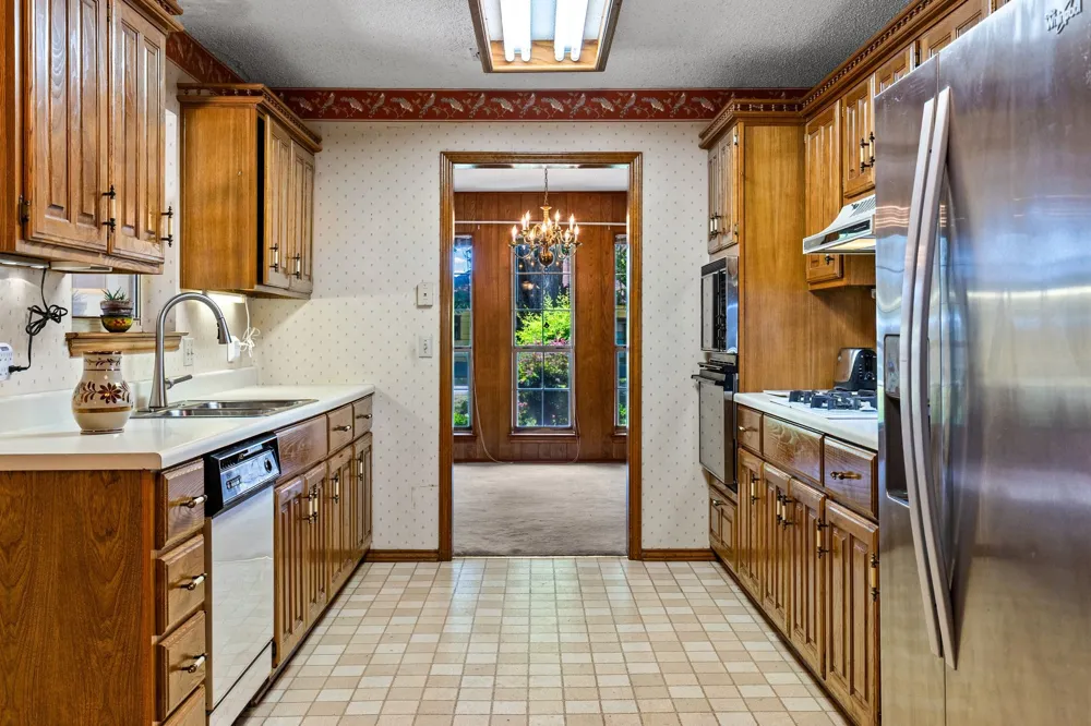 301 Paris Street Pecan Gap, TX 75469