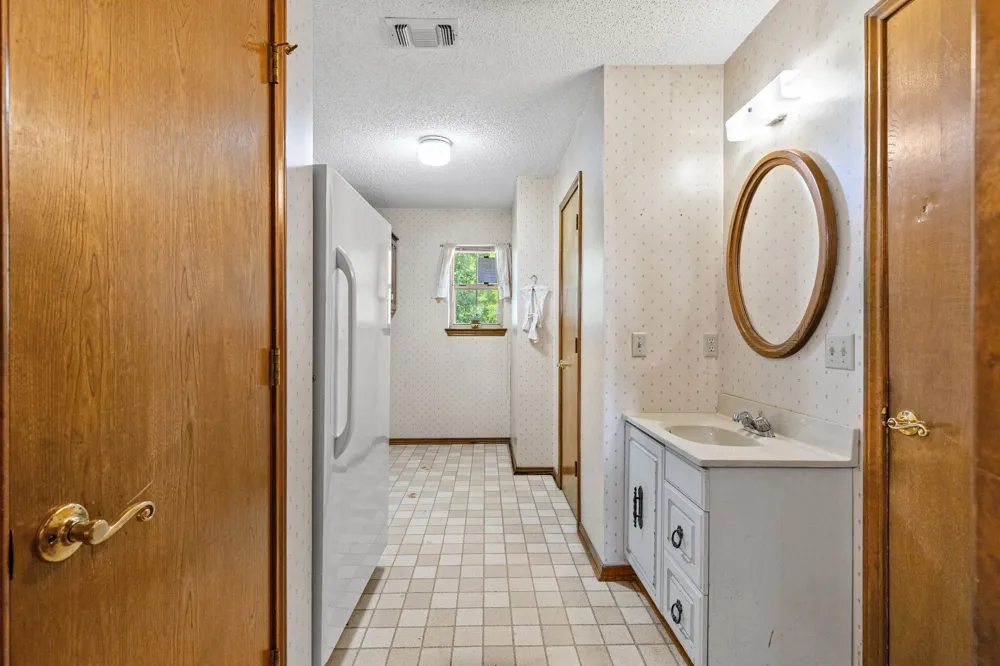 301 Paris Street Pecan Gap, TX 75469