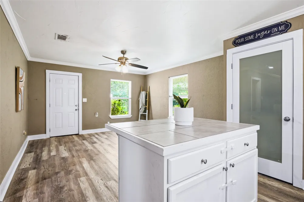 2121 W Bond Street Denison, TX 75020