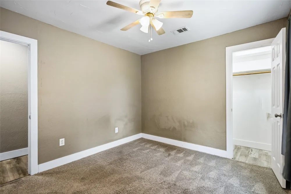 2121 W Bond Street Denison, TX 75020