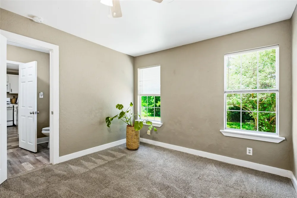 2121 W Bond Street Denison, TX 75020