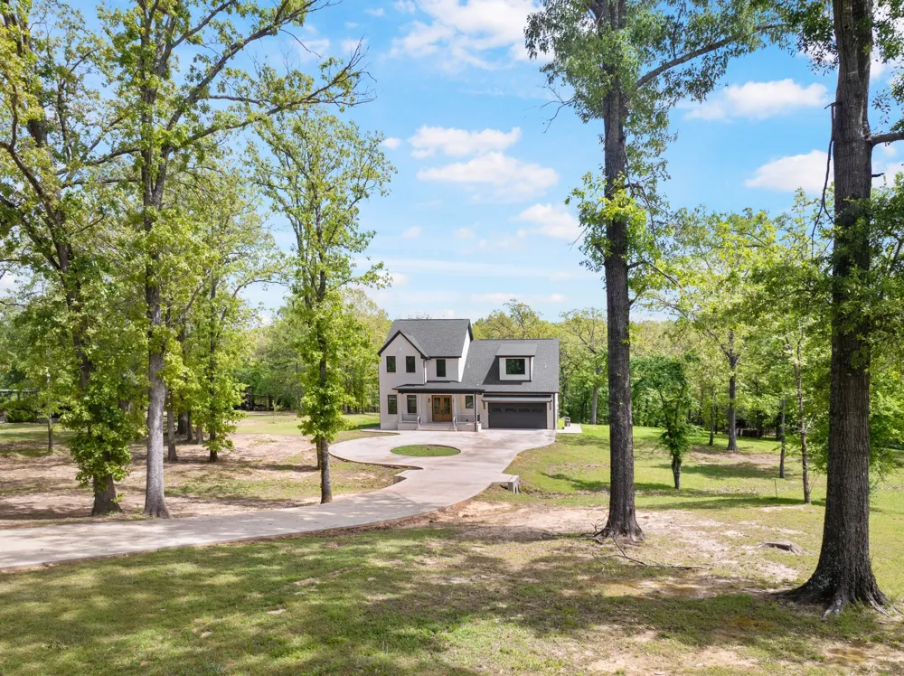 1013 County Road 4420 Mt Pleasant, TX 75455