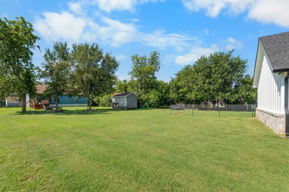 304 E Adams Street Riesel, TX 76682