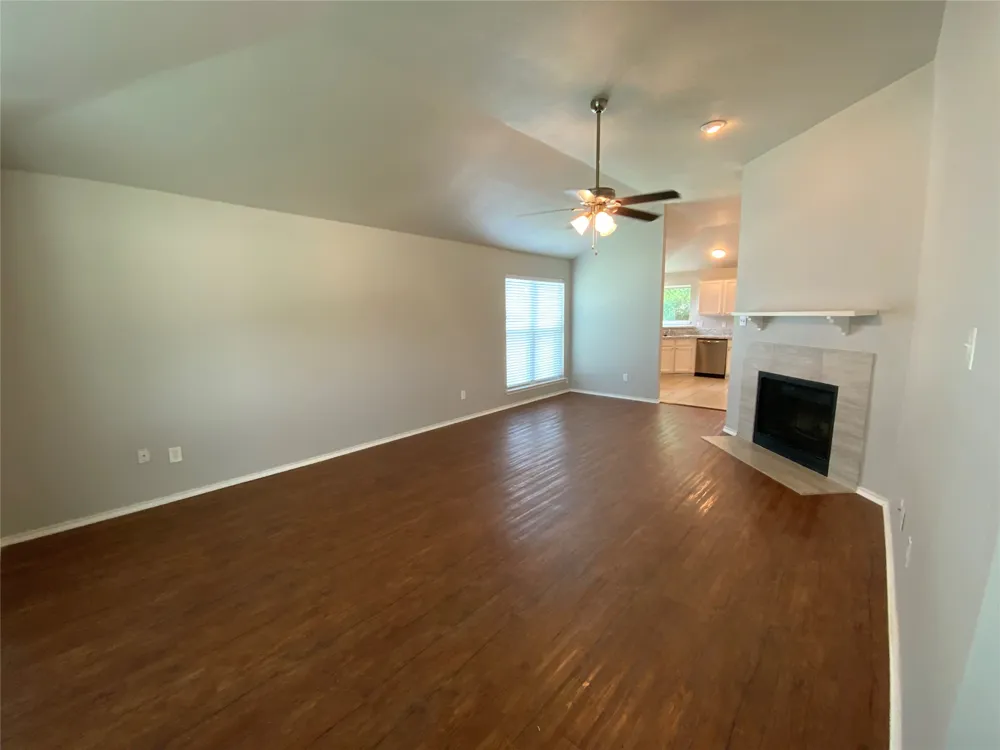 2316 Dalewood Lane Bedford, TX 76022