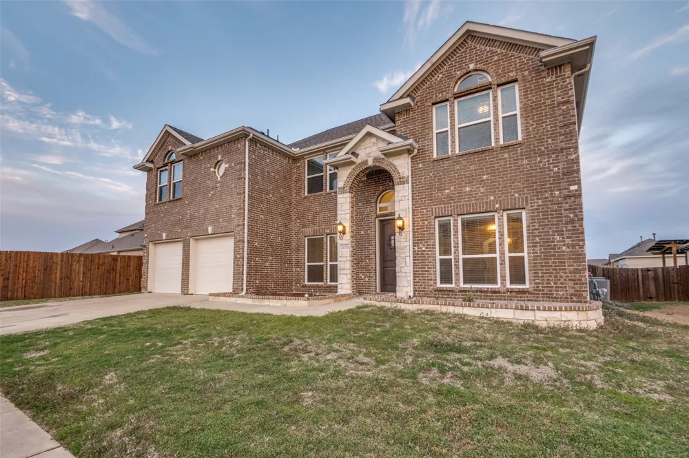2610 S Anson Road Glenn Heights, TX 75154