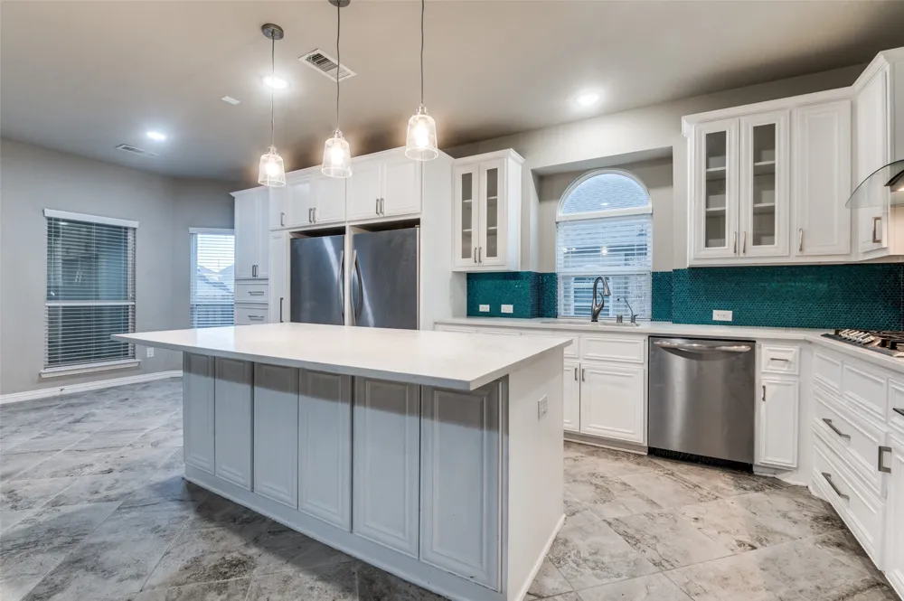 2610 S Anson Road Glenn Heights, TX 75154
