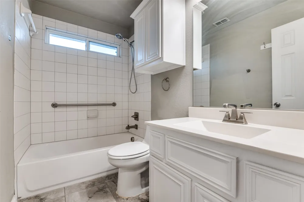 2610 S Anson Road Glenn Heights, TX 75154