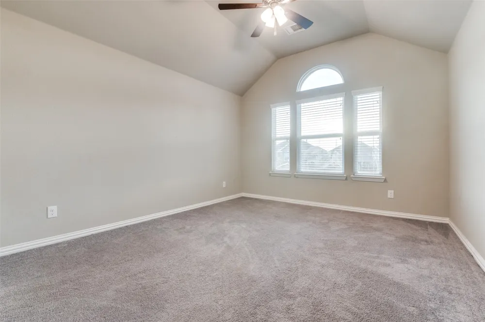 2610 S Anson Road Glenn Heights, TX 75154