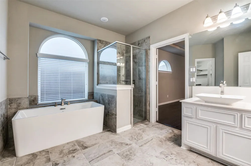 2610 S Anson Road Glenn Heights, TX 75154