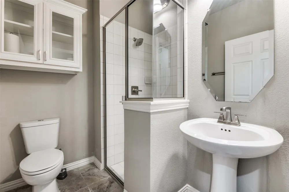 2610 S Anson Road Glenn Heights, TX 75154