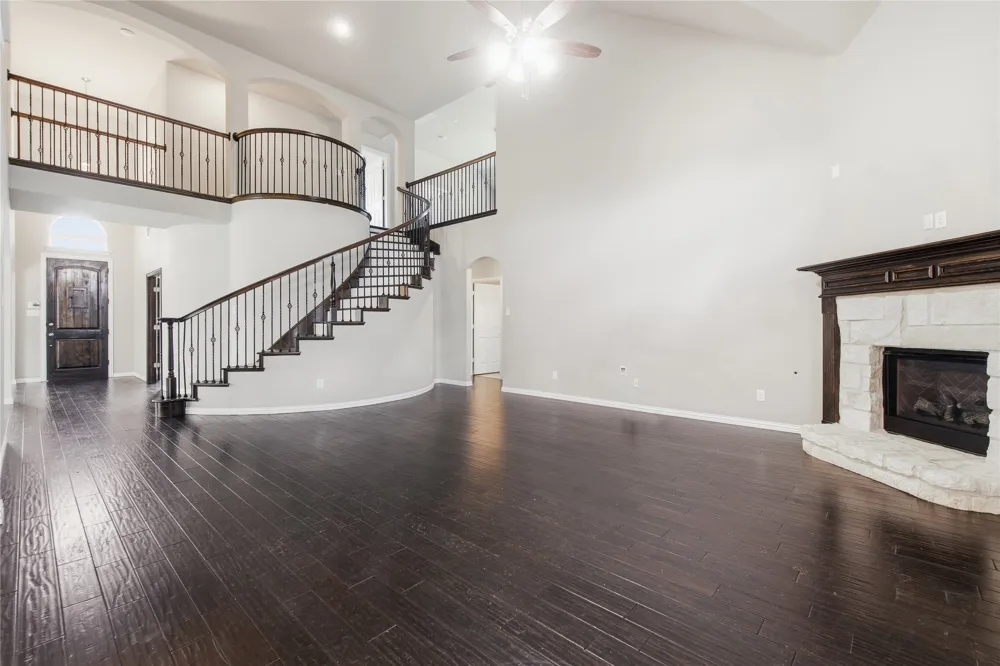 2610 S Anson Road Glenn Heights, TX 75154
