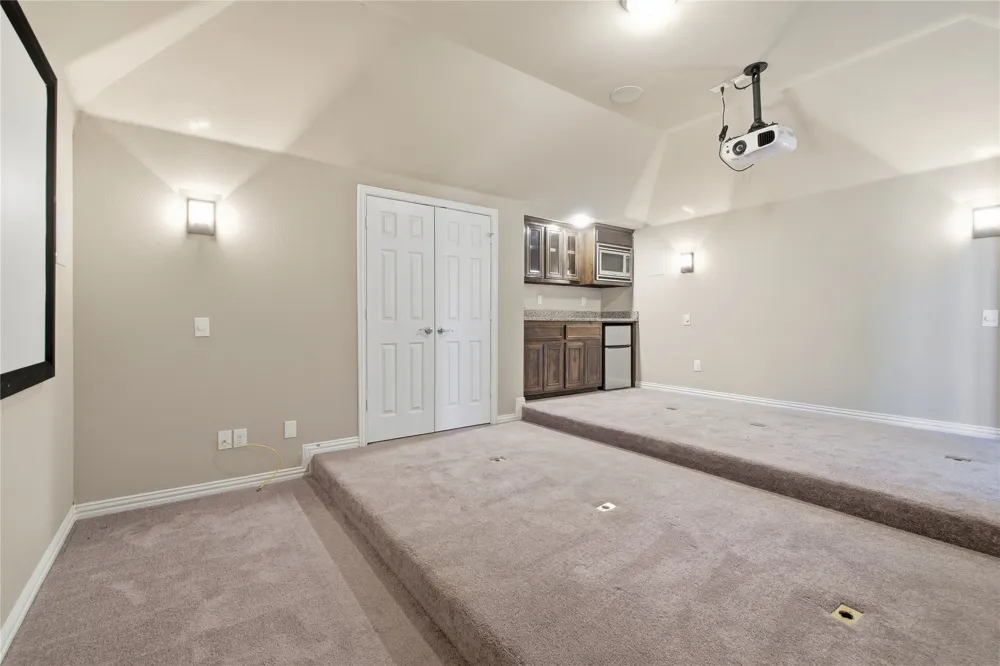 2610 S Anson Road Glenn Heights, TX 75154