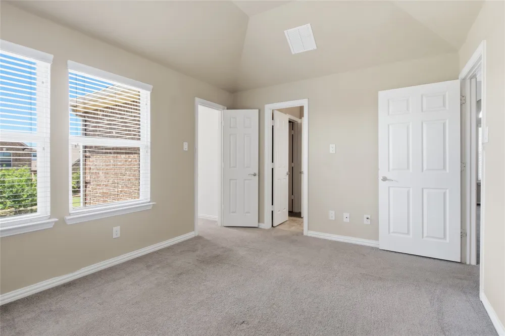 2610 S Anson Road Glenn Heights, TX 75154