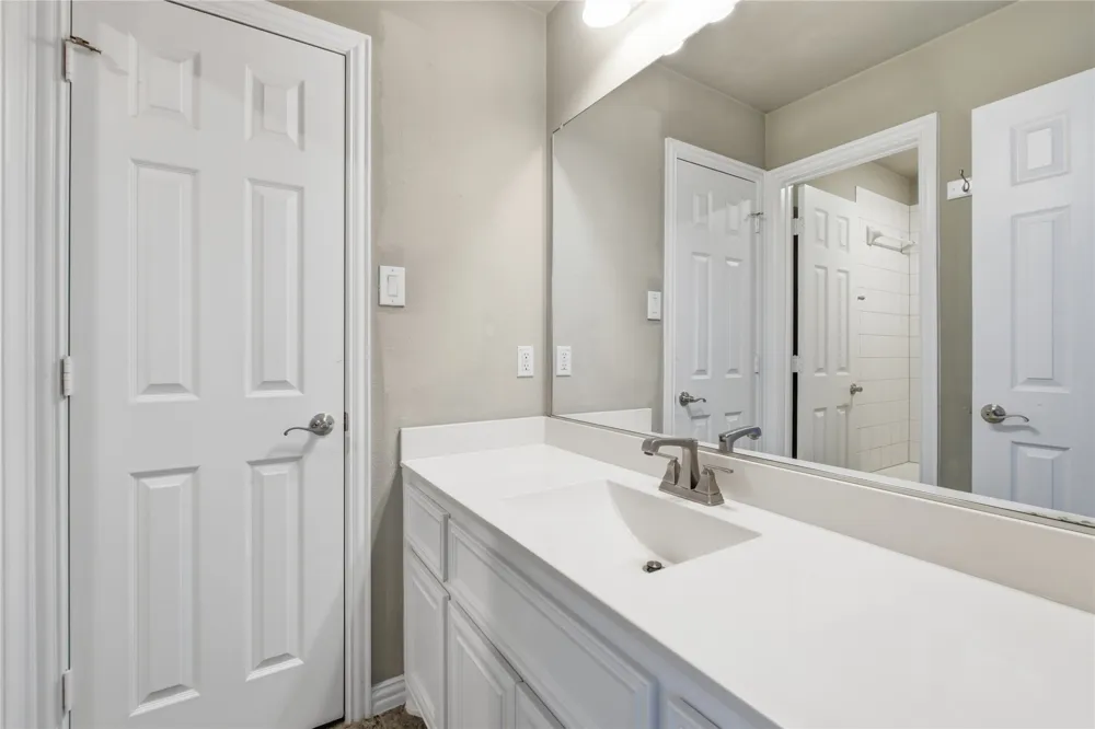 2610 S Anson Road Glenn Heights, TX 75154