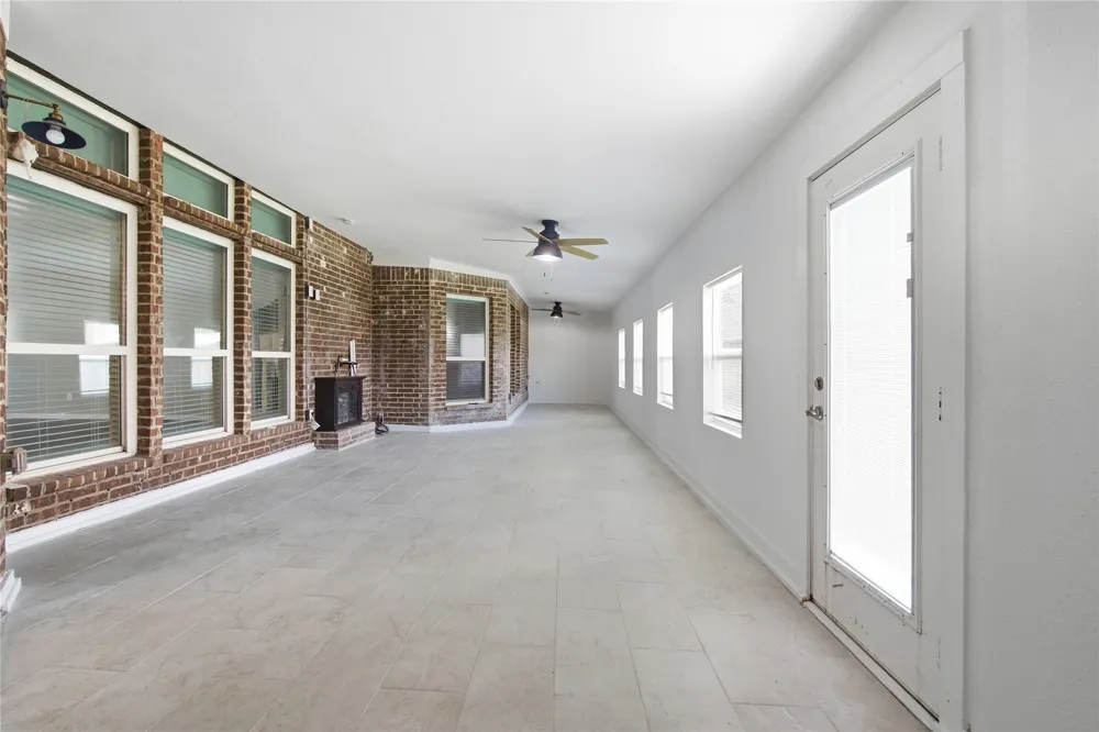 2610 S Anson Road Glenn Heights, TX 75154