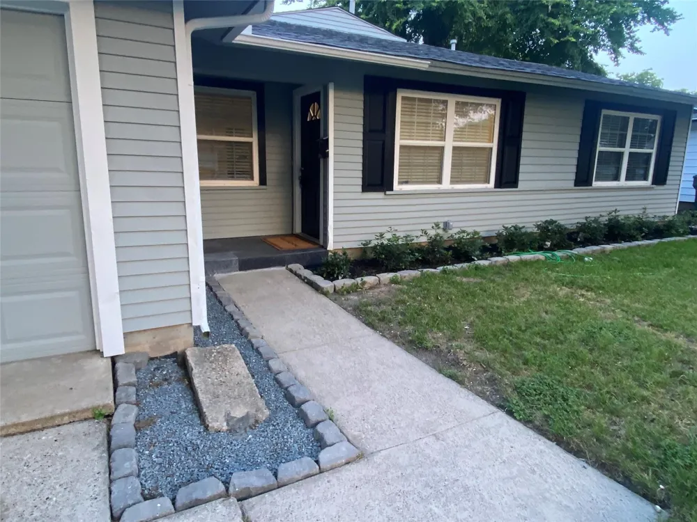12156 Dandridge Drive Dallas, TX 75243