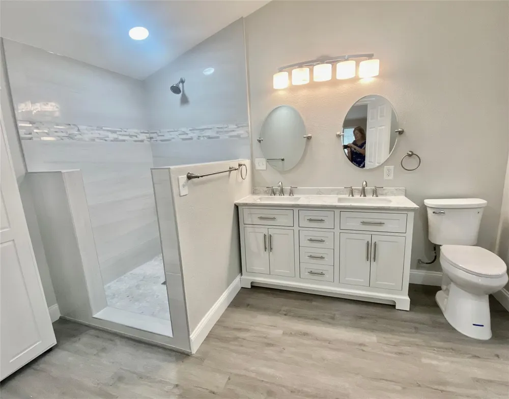 12156 Dandridge Drive Dallas, TX 75243