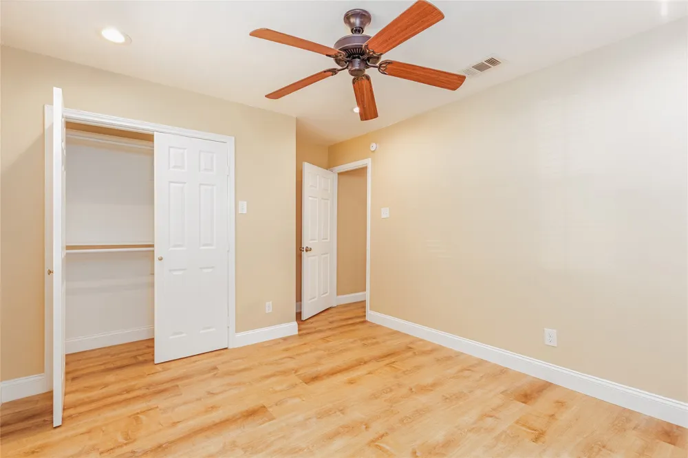 12156 Dandridge Drive Dallas, TX 75243