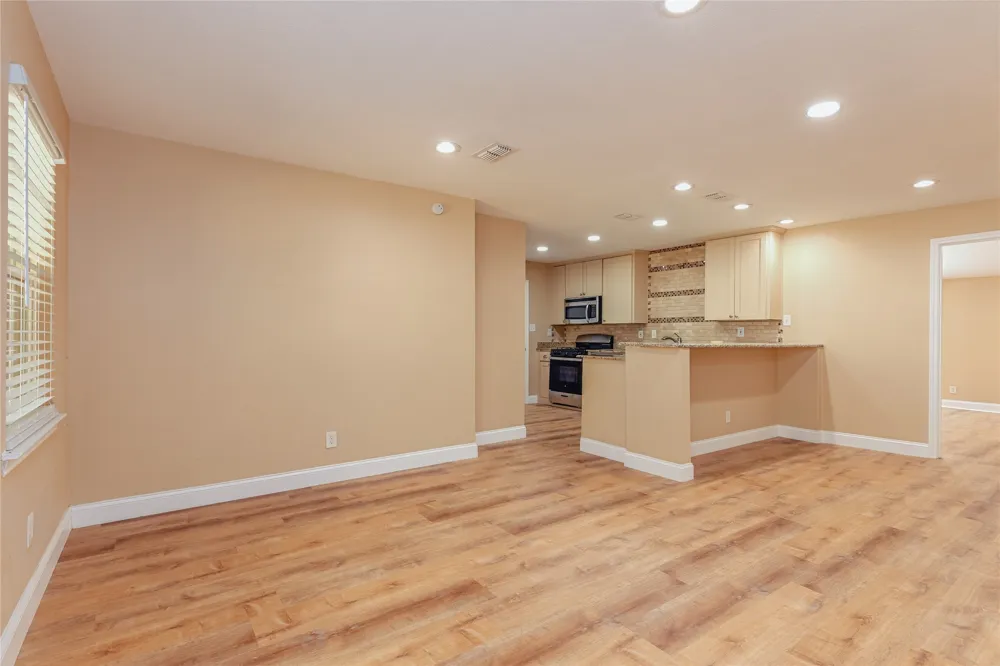 12156 Dandridge Drive Dallas, TX 75243