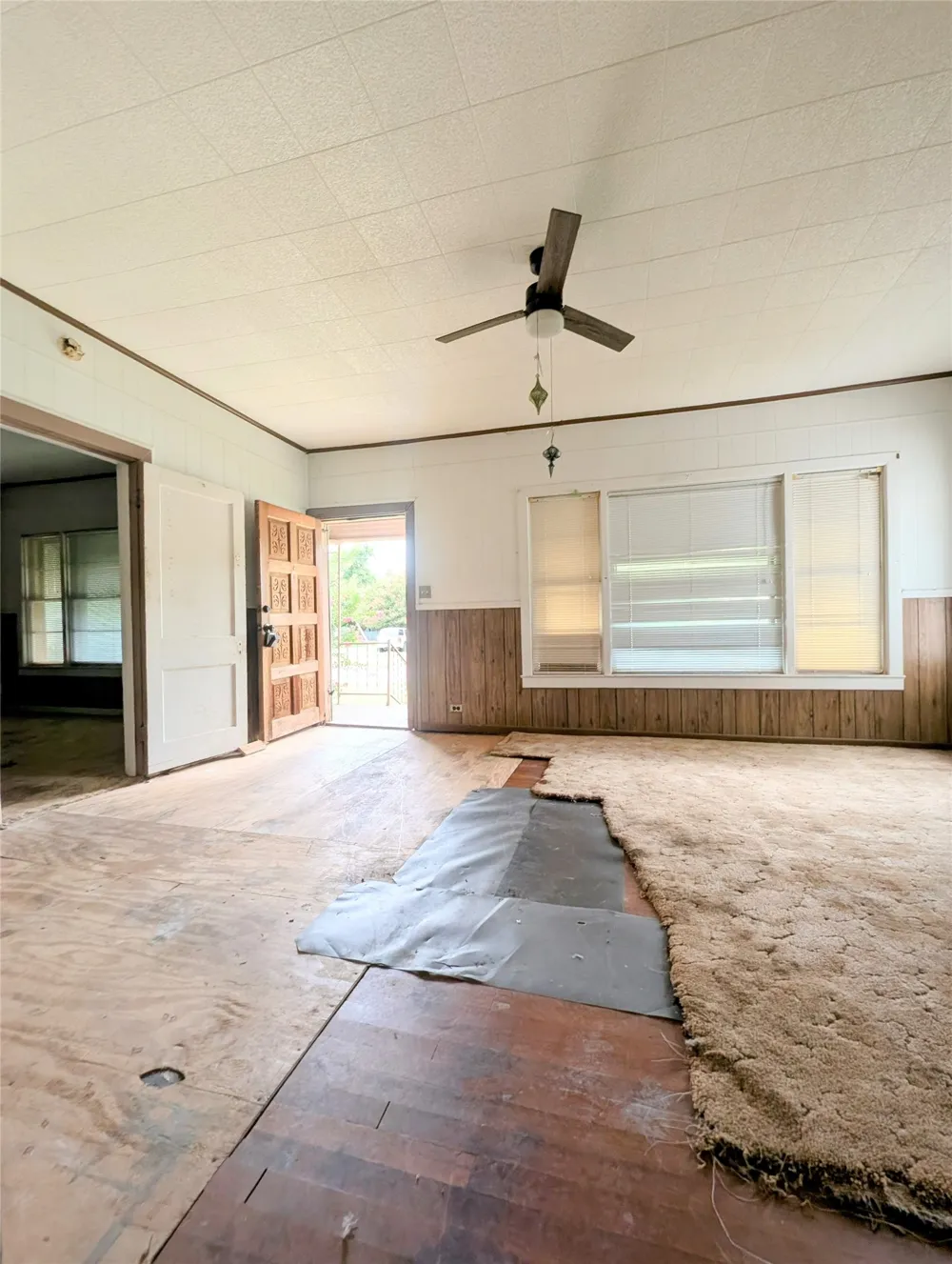 1000 Morris Street Gainesville, TX 76240