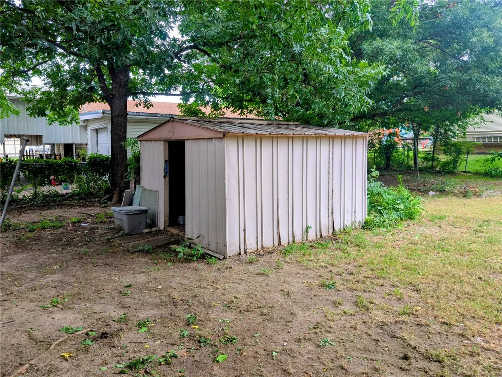 1000 Morris Street Gainesville, TX 76240