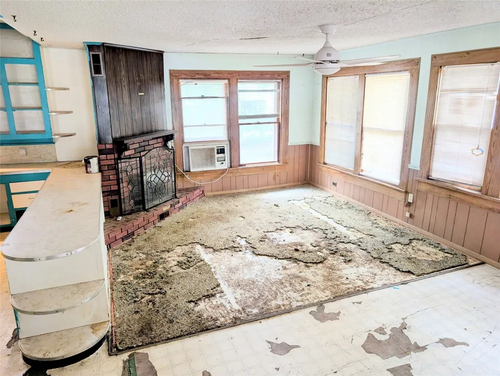 1000 Morris Street Gainesville, TX 76240
