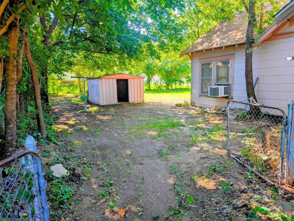 1000 Morris Street Gainesville, TX 76240
