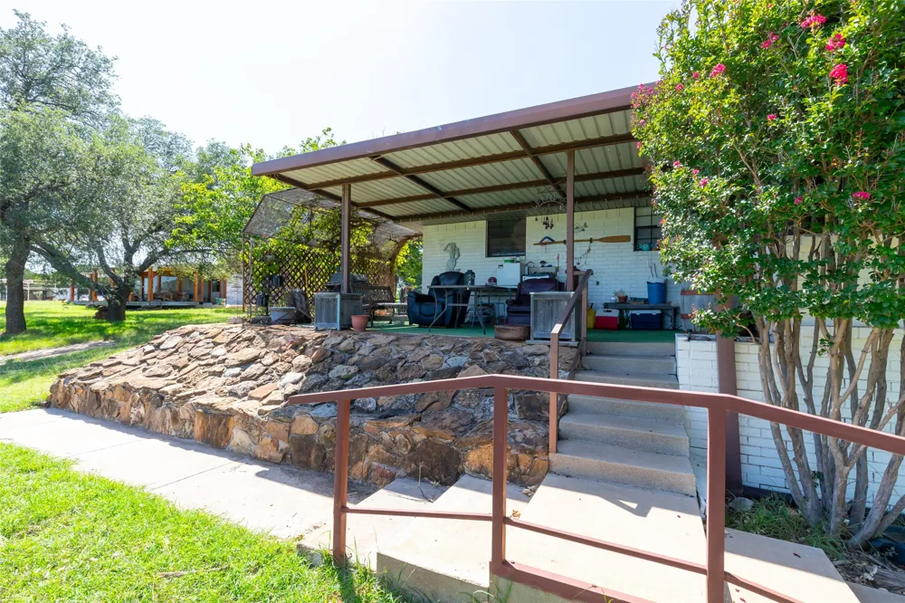 659 Rocky Point Road Blackwell, TX 79506