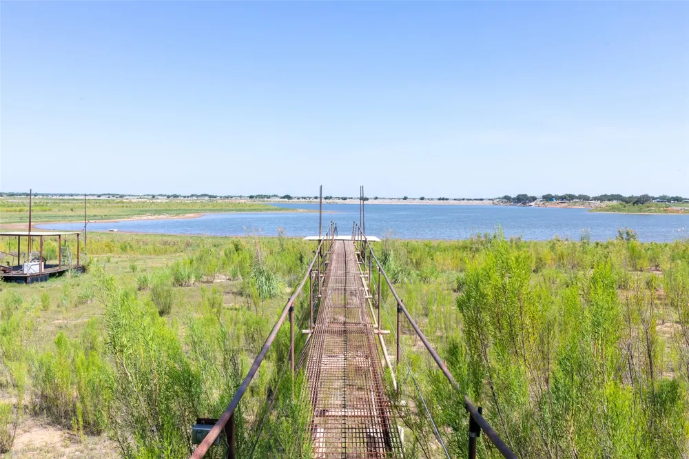 659 Rocky Point Road Blackwell, TX 79506