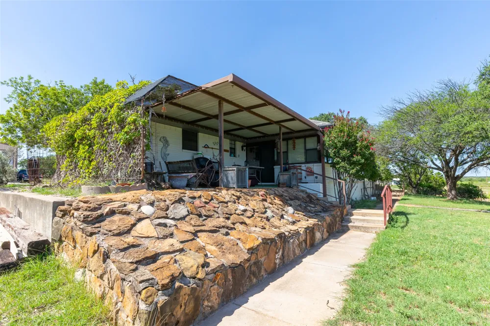 659 Rocky Point Road Blackwell, TX 79506