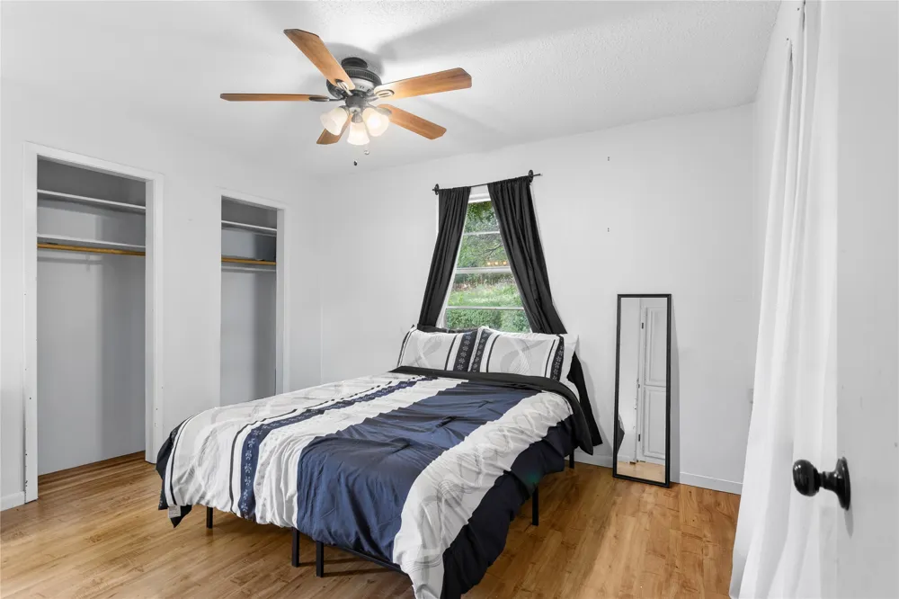 1017 Wedgewood Drive Woodway, TX 76712