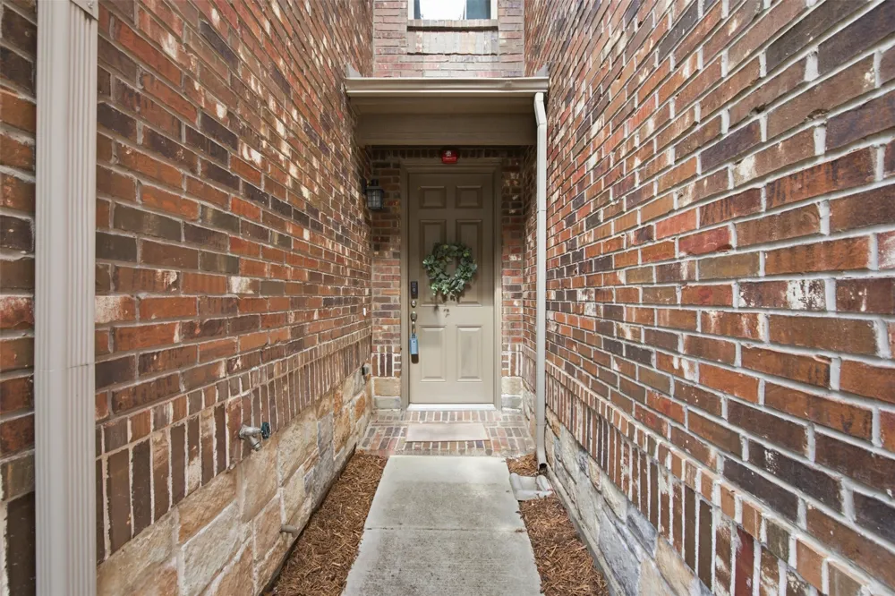 2649 Jackson Drive Lewisville, TX 75067