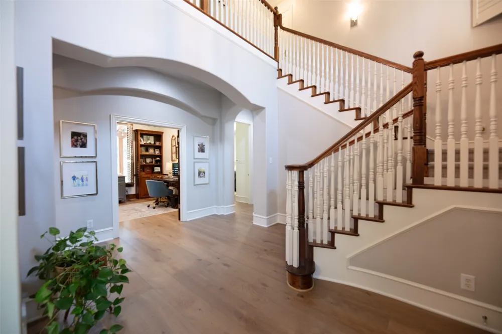 805 Lake Breeze Drive Highland Village, TX 75077