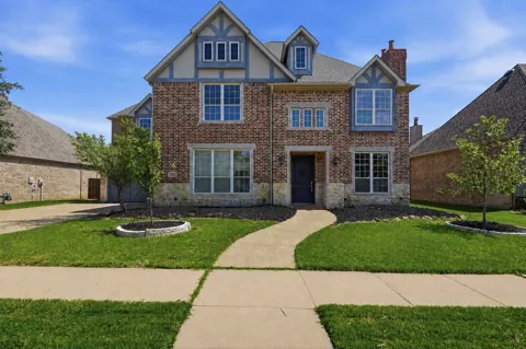 3313 Lochside
