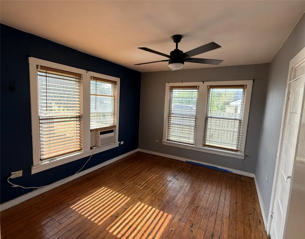 267 Katy Road Elm Mott, TX 76640