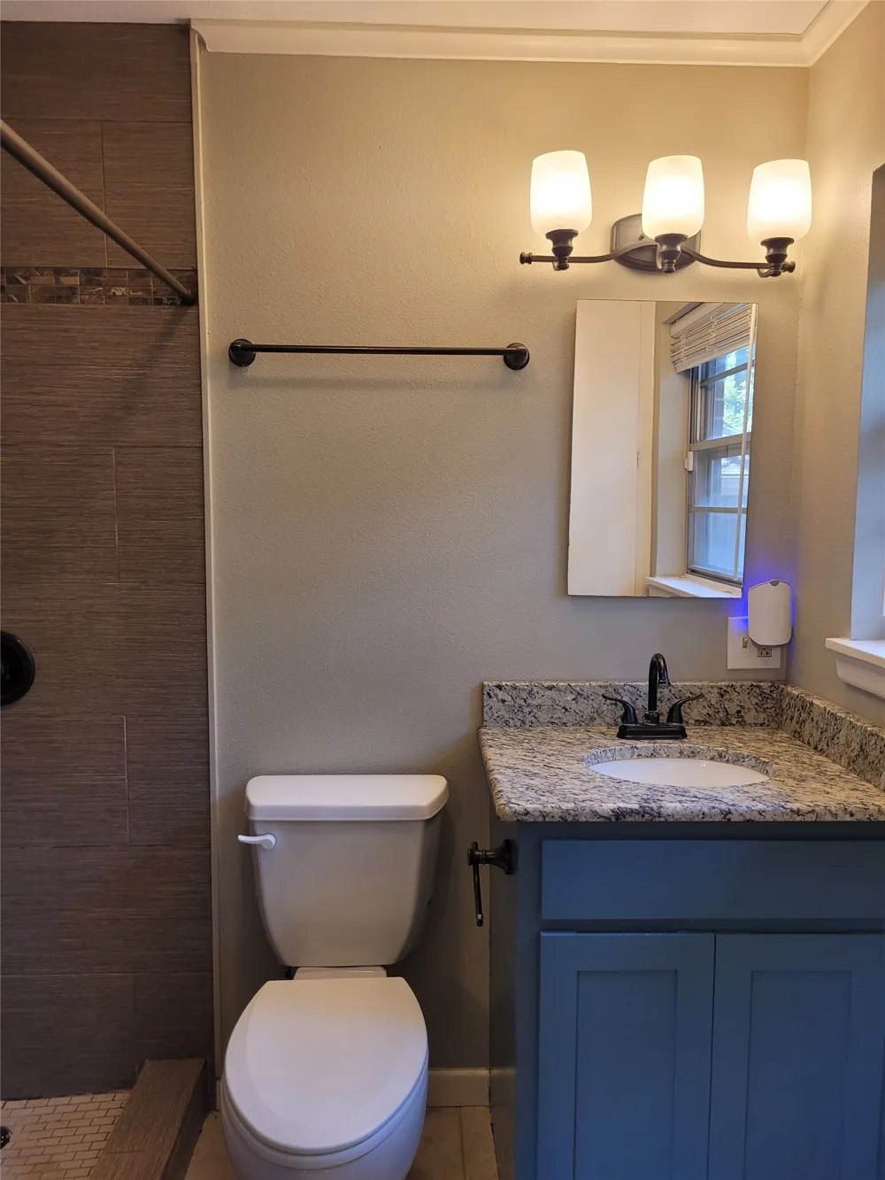 2840 HUBBARD Paris, TX 75460