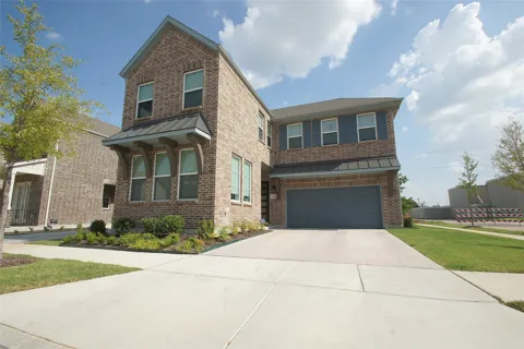 7500 Denney