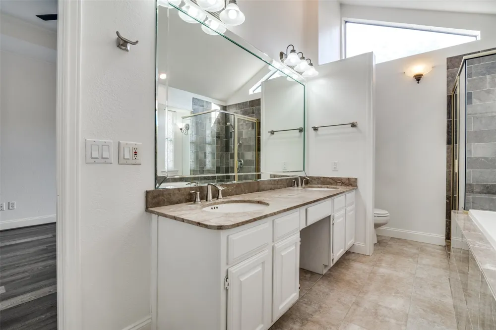 17018 Planters Row Addison, TX 75001