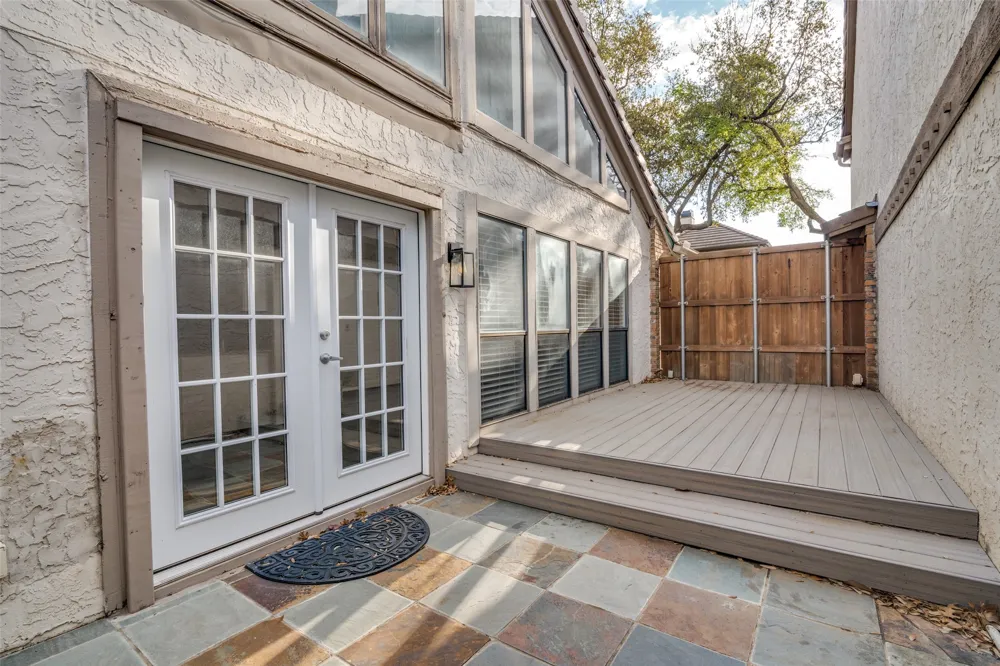 17018 Planters Row Addison, TX 75001