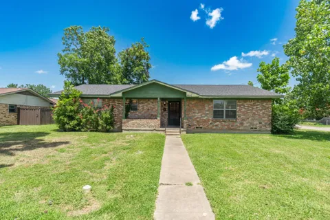 3500 Nashville Avenue