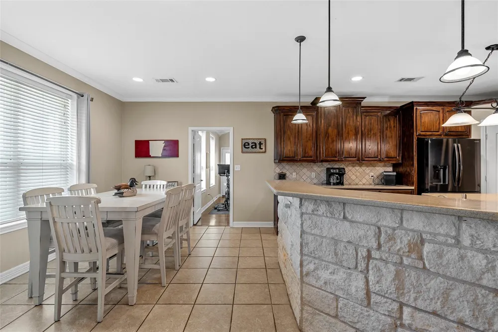 2765 Pleasant Run Road McGregor, TX 76657