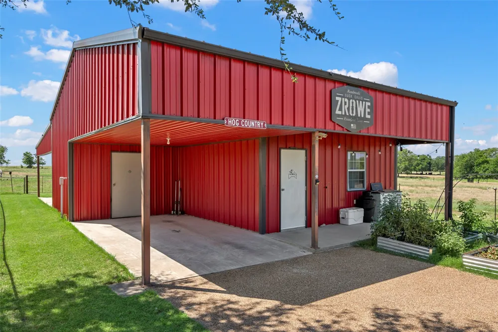2765 Pleasant Run Road McGregor, TX 76657