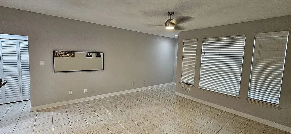 2100 Tanglewilde #167 Houston, TX 77063