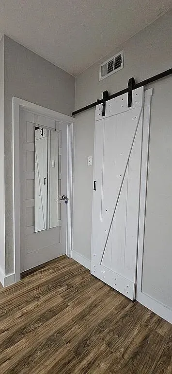 2100 Tanglewilde #167 Houston, TX 77063