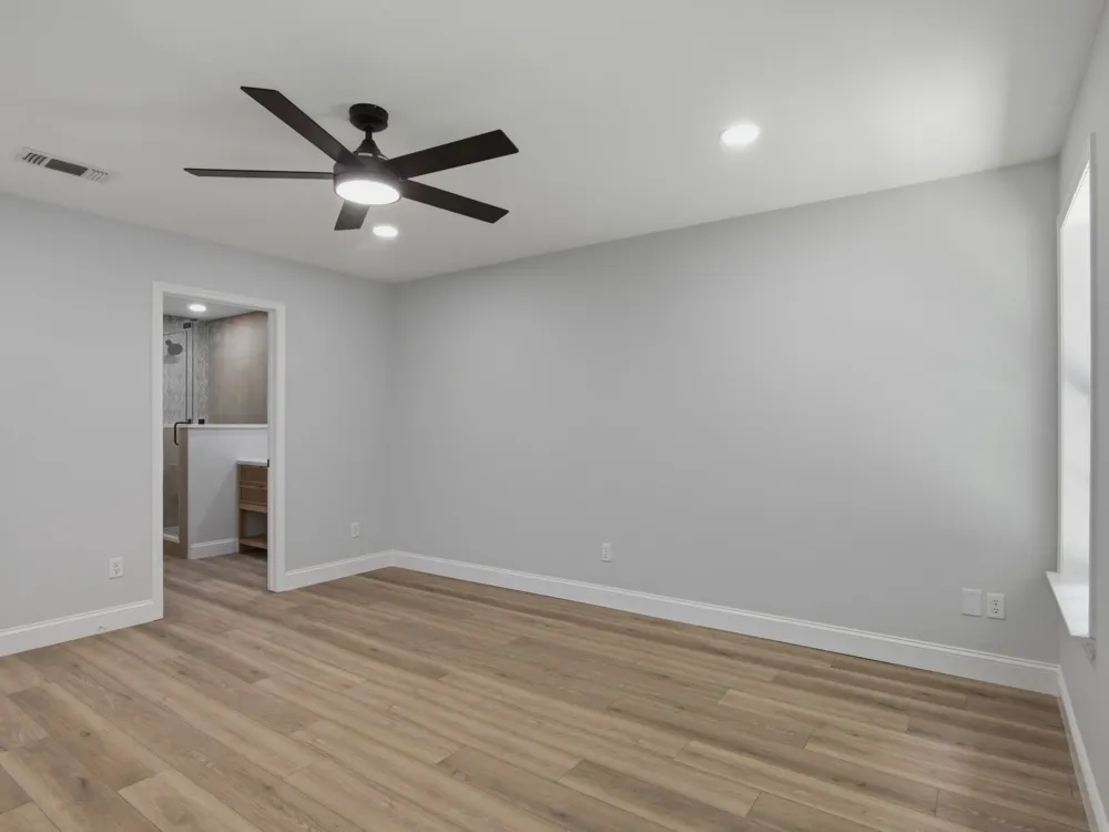 105 E Foggle Street Athens, TX 75751