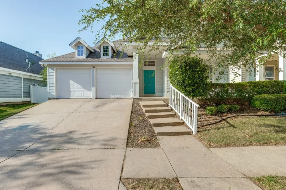 1504 Oakcrest Drive Providence Village, TX 76227