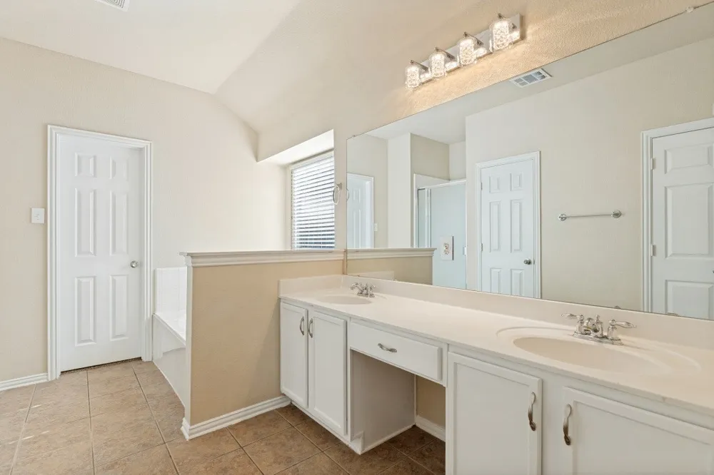 1504 Oakcrest Drive Providence Village, TX 76227